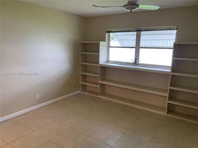 8621 NW 12th St D178, Plantation, FL 33322