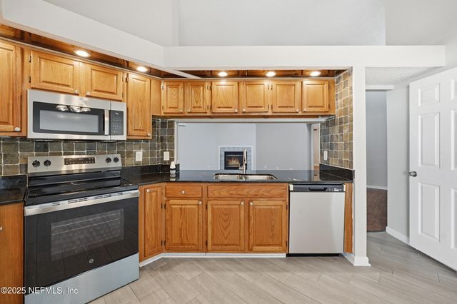 11255 BROCKTON Place, Jacksonville, FL 32257