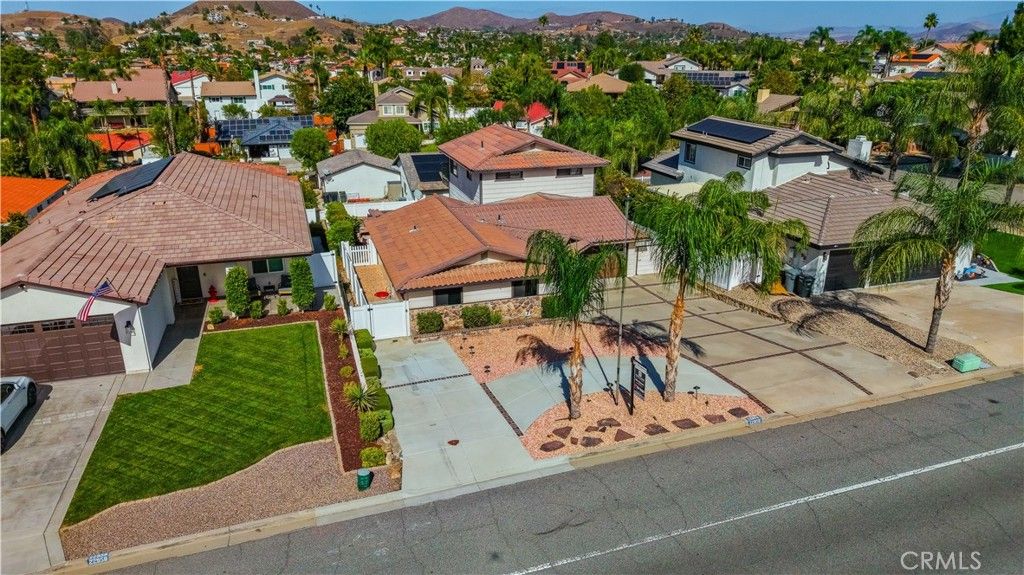 22970 S Canyon Lake Drive S, Canyon Lake, CA 92587 — photo 2