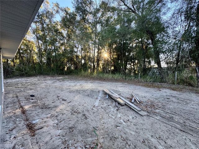 8523 SE 70TH AVENUE, Trenton, FL 32693