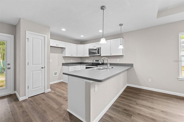 8523 SE 70TH AVENUE, Trenton, FL 32693