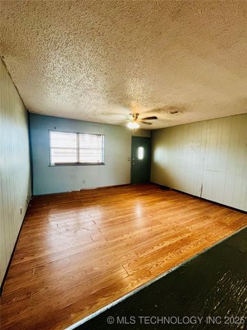 87 King Street, Ardmore, OK 73401