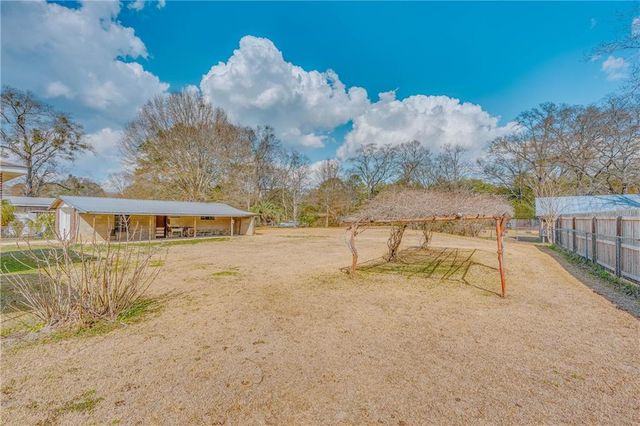 114 Melinda Drive, Saraland, AL 36571