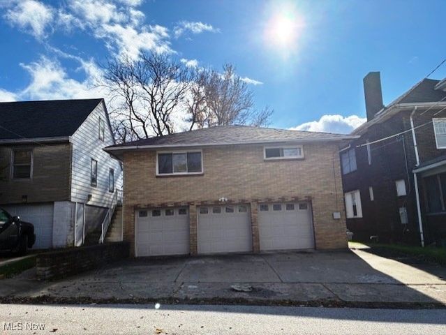 128 Pikeview Road, Weirton, WV 26062