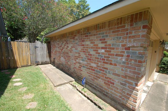 3107 Jenny Drive, Sugar Land, TX 77479