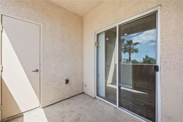 3936 Smokey Fog Avenue 201, North Las Vegas, NV 89081