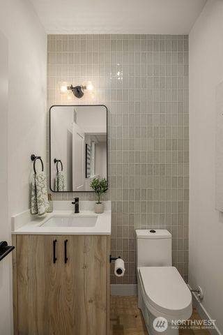 14340 Bagley Avenue N, Seattle, WA 98133