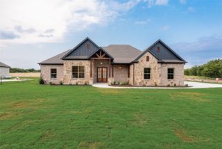 73 Dove Landing Road, Valley View, TX 76272