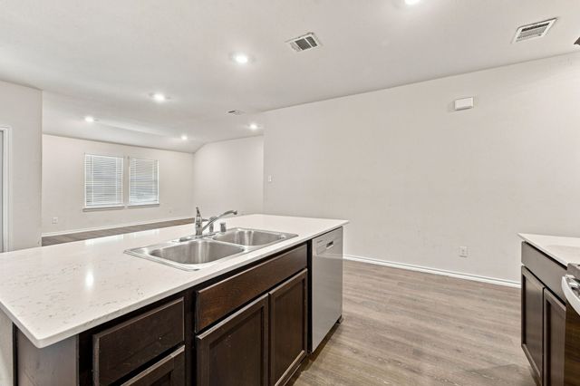 601 Banner Avenue, Royse City, TX 75189