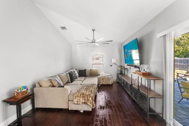 3037 SE Iris Street, Stuart, FL 34997