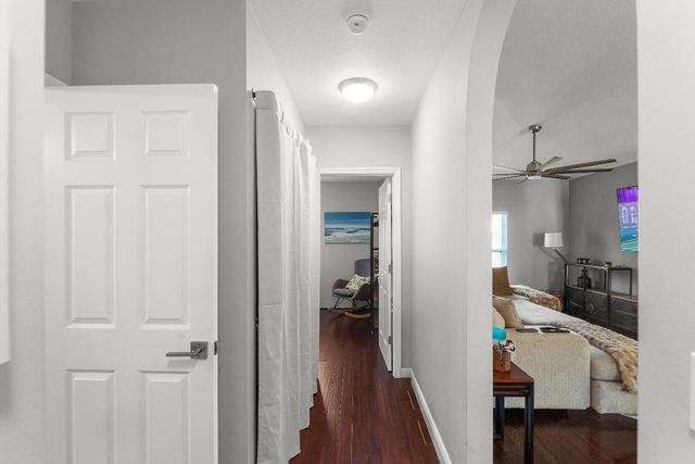 3037 SE Iris Street, Stuart, FL 34997