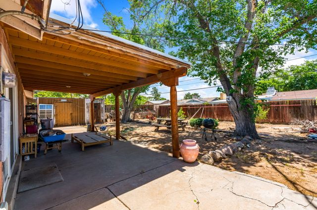 4016 Ponderosa Avenue NE, Albuquerque, NM 87110