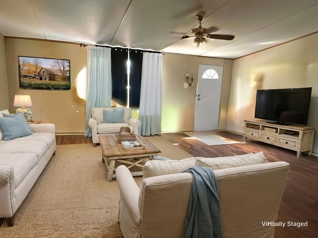 18837 Mona Drive, Nevada, TX 75173
