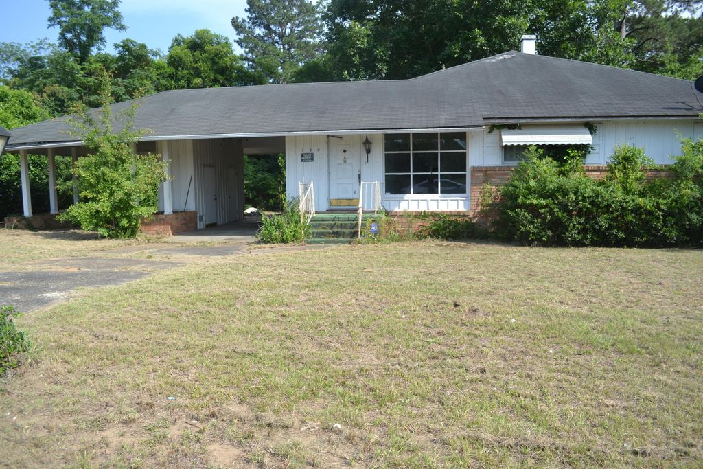 144 W Red Bay Road, Sumter, SC 29150