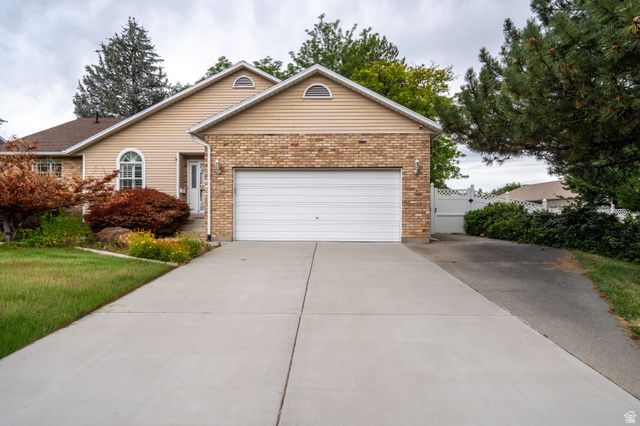 6062 S FONTAINE BLEU DR, Salt Lake City, UT 84121