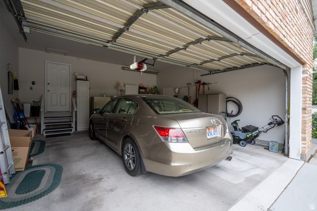 6062 S FONTAINE BLEU DR, Salt Lake City, UT 84121