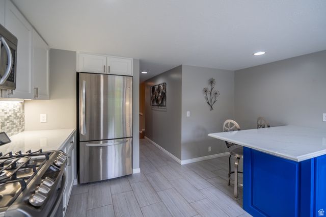 6062 S FONTAINE BLEU DR, Salt Lake City, UT 84121