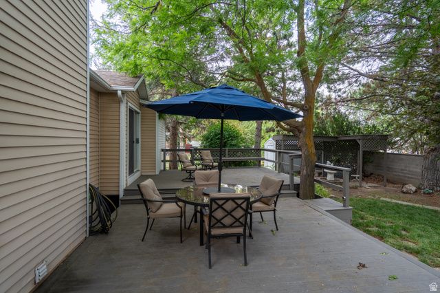 6062 S FONTAINE BLEU DR, Salt Lake City, UT 84121