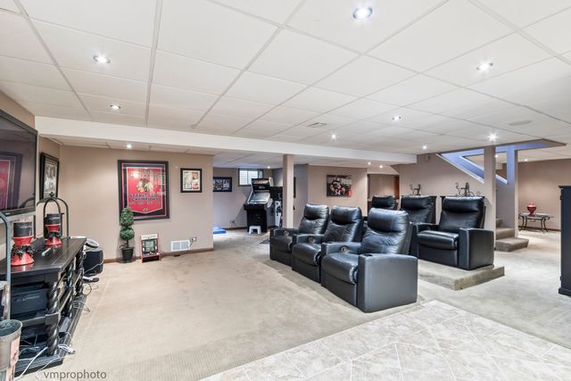 3780 Anjou Lane, Hoffman Estates, IL 60192