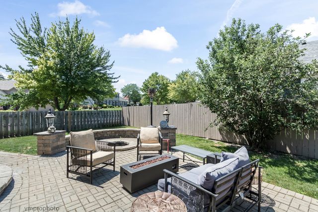 3780 Anjou Lane, Hoffman Estates, IL 60192