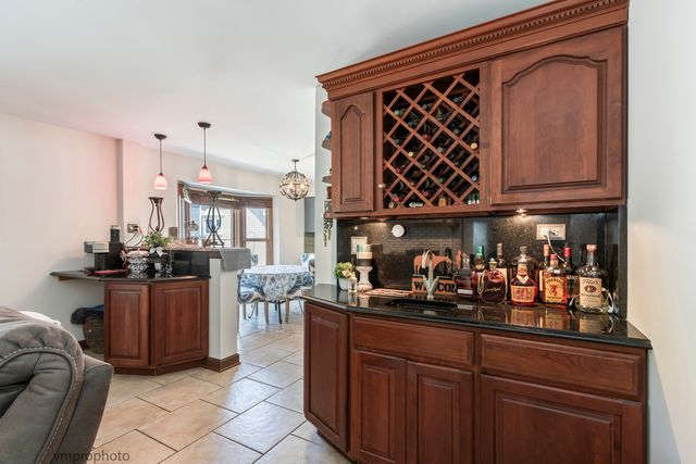 3780 Anjou Lane, Hoffman Estates, IL 60192