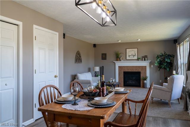 38210 Kingston Drive, North Ridgeville, OH 44039