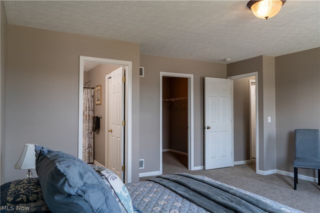 38210 Kingston Drive, North Ridgeville, OH 44039