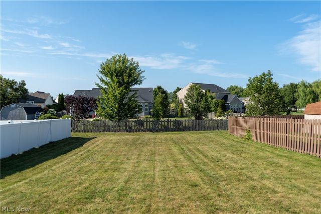 38210 Kingston Drive, North Ridgeville, OH 44039