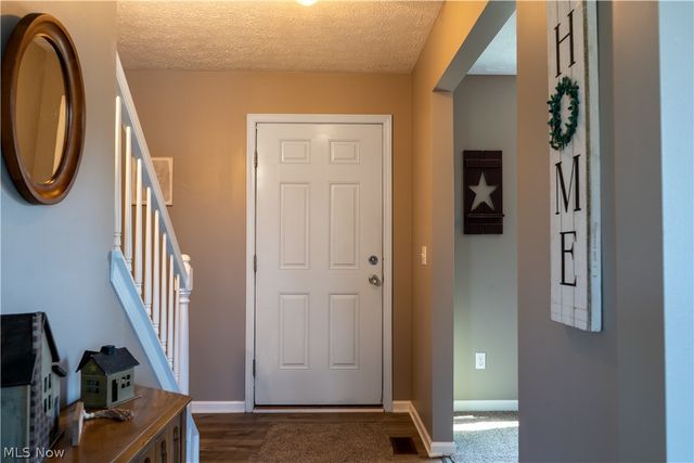 38210 Kingston Drive, North Ridgeville, OH 44039