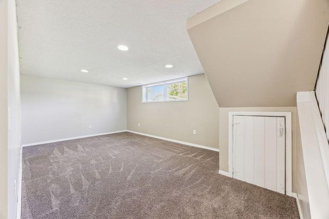 8040 Xenia Avenue N, Brooklyn Park, MN 55443