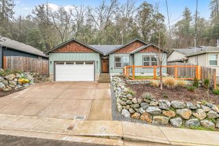 1546 Poplar Drive, Grants Pass, OR 97527