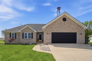 398 Greystone Drive, Springboro, OH 45458