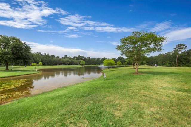 2331 Strong Horse Drive, Conroe, TX 77301