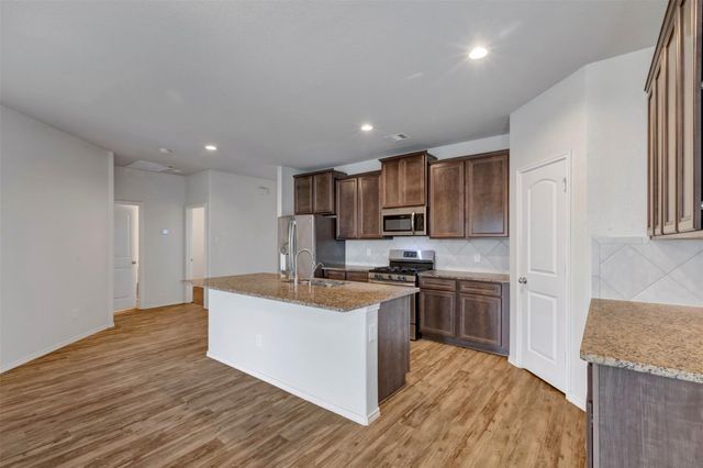 2331 Strong Horse Drive, Conroe, TX 77301