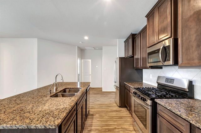 2331 Strong Horse Drive, Conroe, TX 77301