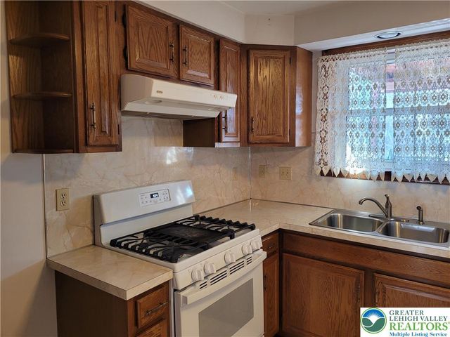 662 Atlantic Street, Bethlehem City, PA 18015