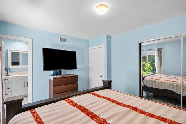 20110 Kinzie, Chatsworth, CA 91311