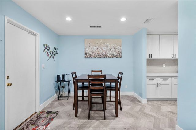 20110 Kinzie, Chatsworth, CA 91311