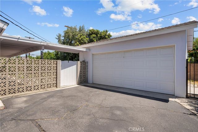 20110 Kinzie, Chatsworth, CA 91311
