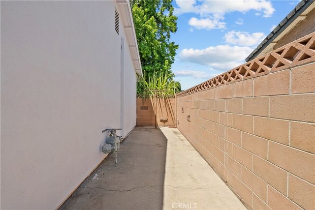 20110 Kinzie, Chatsworth, CA 91311