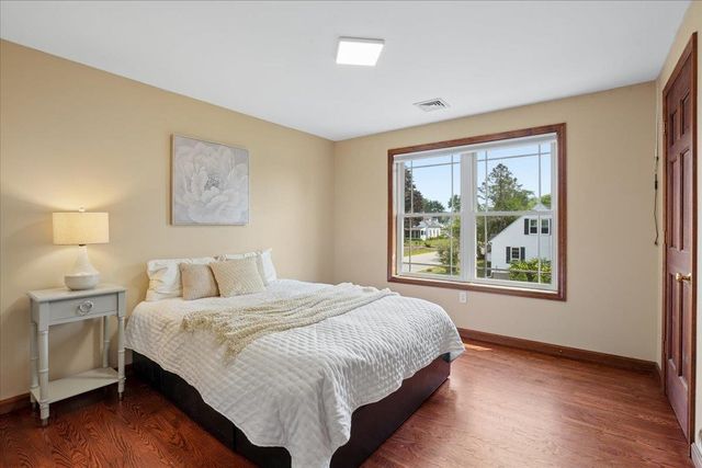 70 Norton Avenue, Manchester, NH 03109