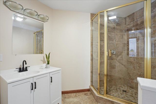 70 Norton Avenue, Manchester, NH 03109