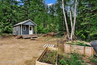 537 E Wrenco Rd, Sandpoint, ID 83864