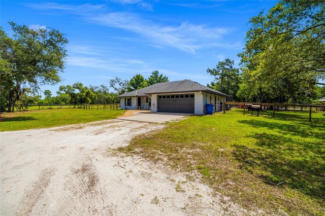 135 LINDA SUE DRIVE, Lake Helen, FL 32744