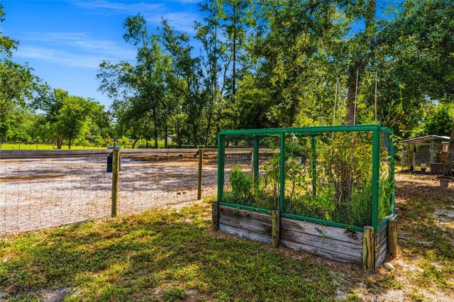 135 LINDA SUE DRIVE, Lake Helen, FL 32744
