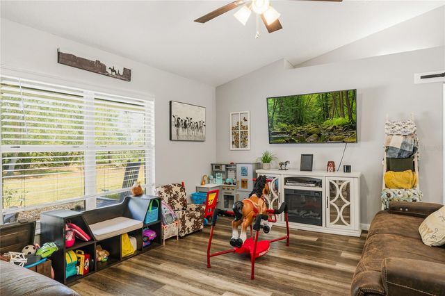 135 LINDA SUE DRIVE, Lake Helen, FL 32744