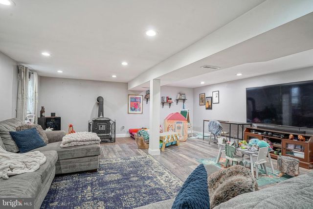 1316 MORGAN RD, Williamstown, NJ 08094