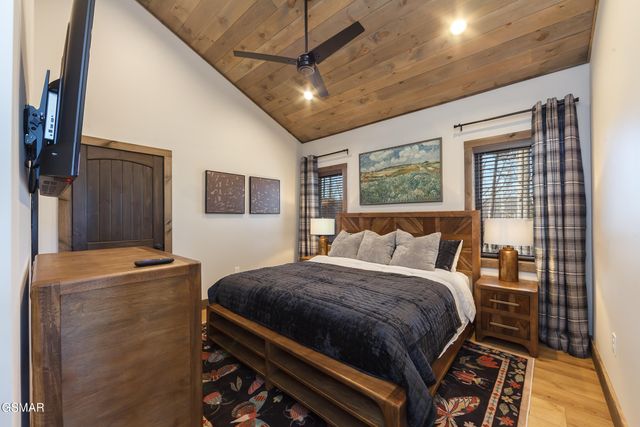 2317 Grey Fox Run, Sevierville, TN 37862