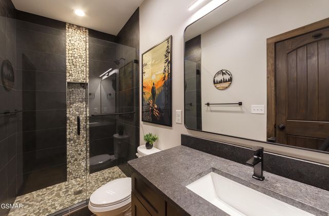 2317 Grey Fox Run, Sevierville, TN 37862