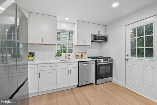 2825 WINCHESTER WAY, Falls Church, VA 22042